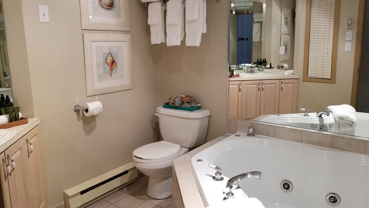 2 Bedroom Condo In Pedestrian Village By Amazing Property Rentals Mont-Tremblant Dış mekan fotoğraf